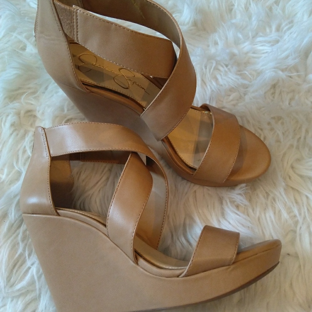 NWOT Jessica Simpson wedges